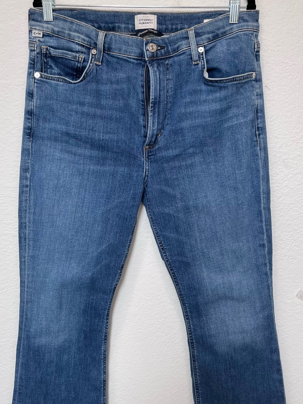 Citizens Of Humanity women’s Kick FlareMedium Blue Jeans